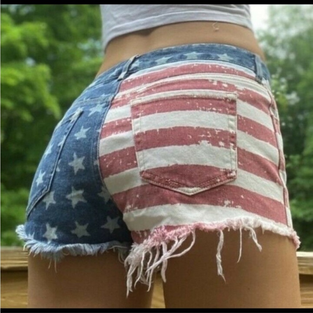 Bullhead Denim U.S.A. Flag Shorts